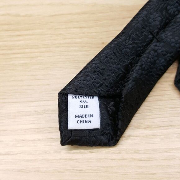 BAR III Mens Neck Tie Solid Black Floral Jacquard Skinny Textured Silk Blend - Picture 3 of 6